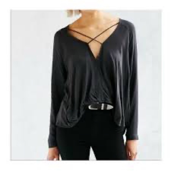 Silence + Noise Top - Picture 6 of 12